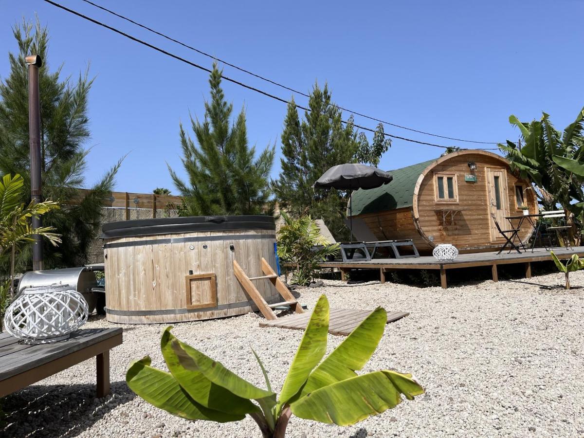 Lykke Suite Spa Sauna Piscina Y Jardin Buzanada Esterno foto