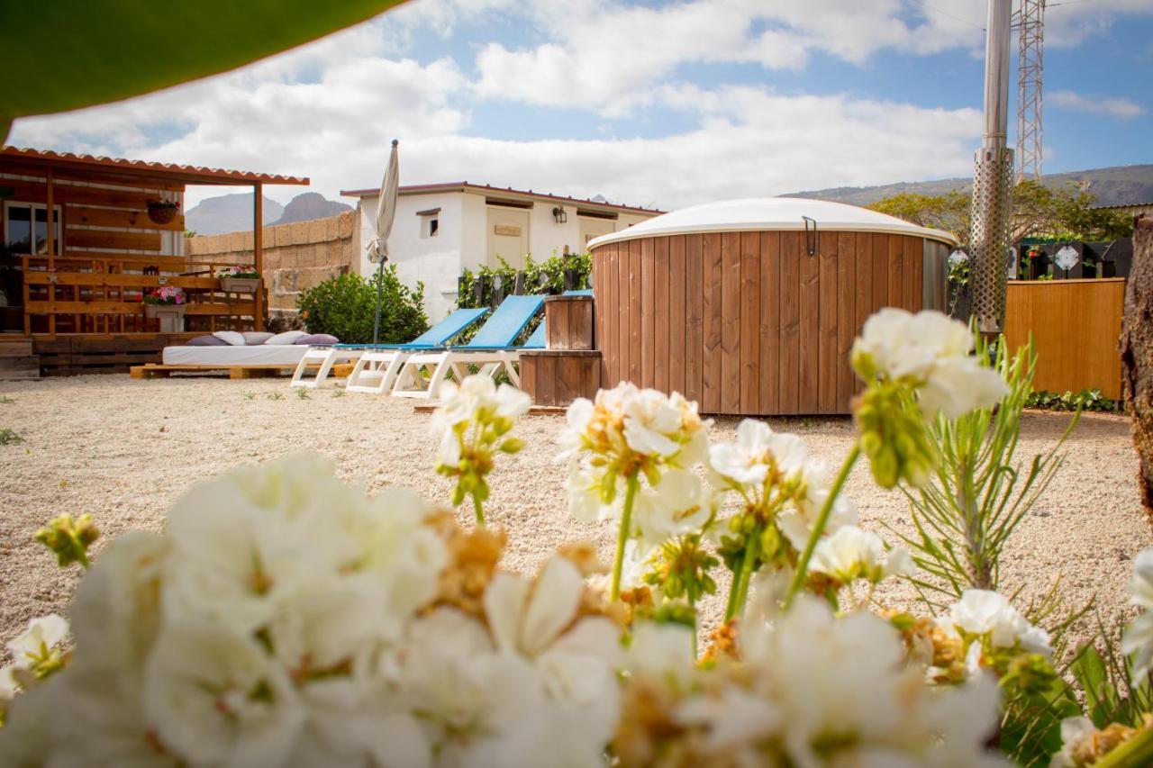 Lykke Suite Spa Sauna Piscina Y Jardin Buzanada Esterno foto