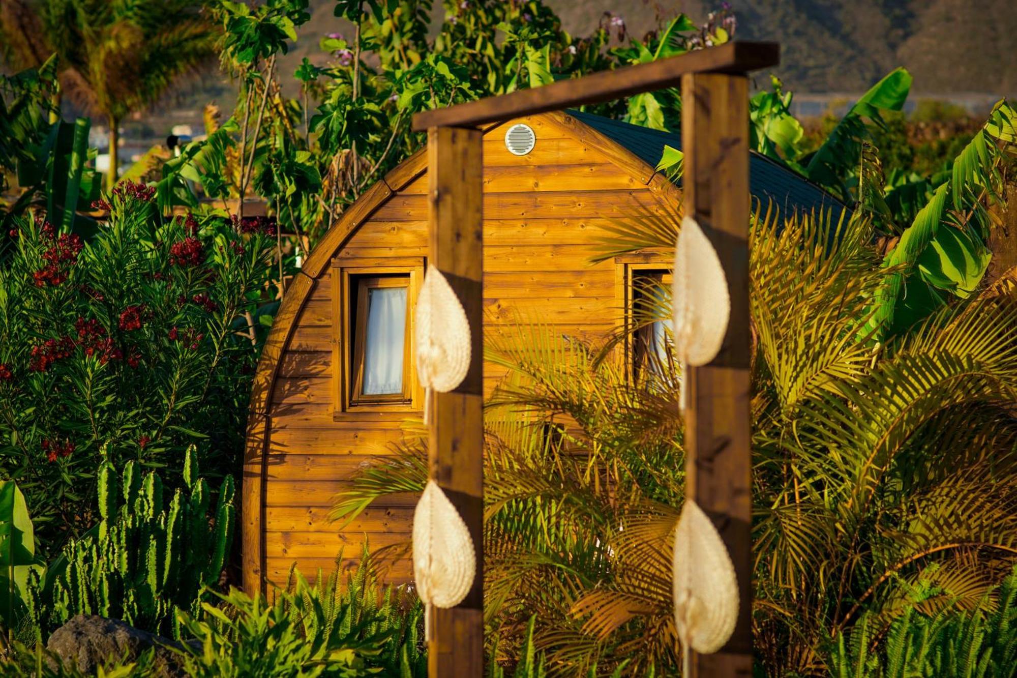 Lykke Suite Spa Sauna Piscina Y Jardin Buzanada Esterno foto