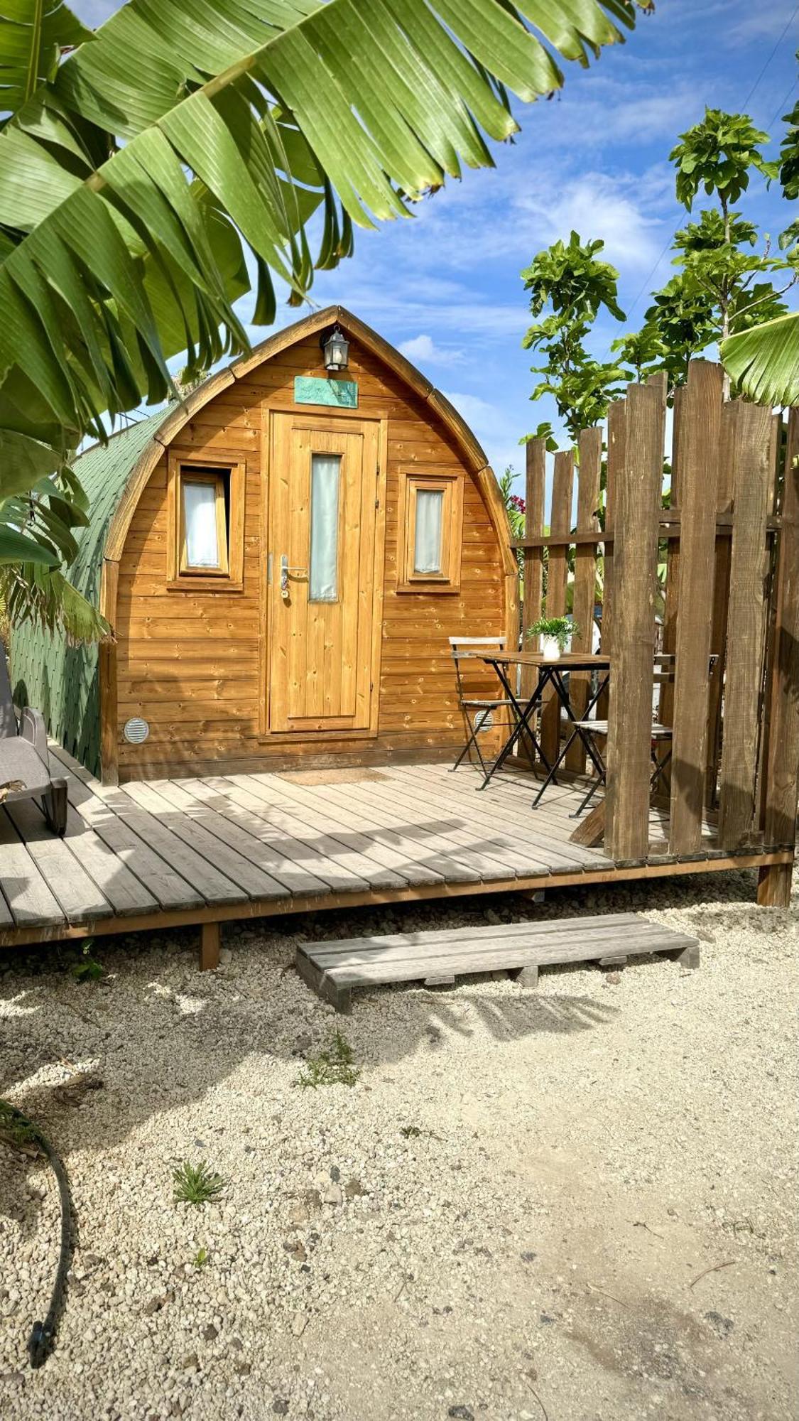Lykke Suite Spa Sauna Piscina Y Jardin Buzanada Esterno foto